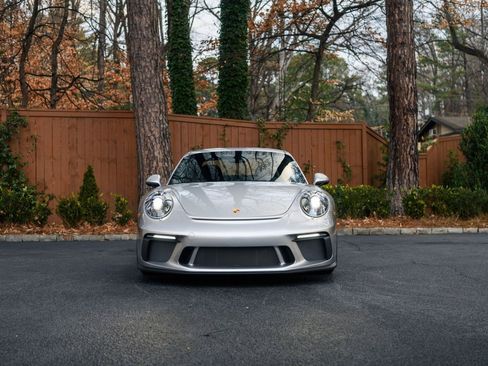 Used 2019 Porsche 911 GT3 image 3