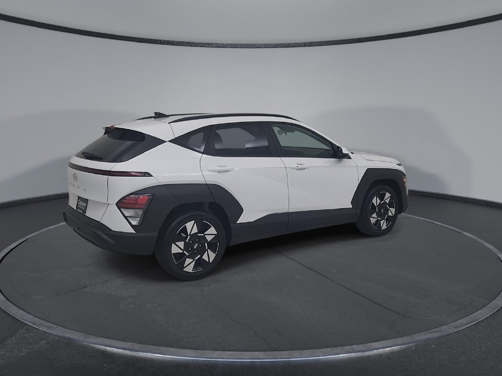 Used 2025 Hyundai Kona SEL FWD image 16