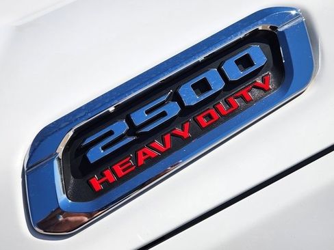 Used 2024 RAM 2500 Tradesman w/ Chrome Appearance Group image 11