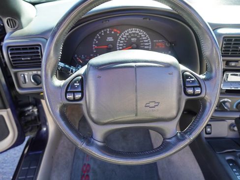 Used 2002 Chevrolet Camaro Z28 w/ SS Performance/Appearance Pkg image 22