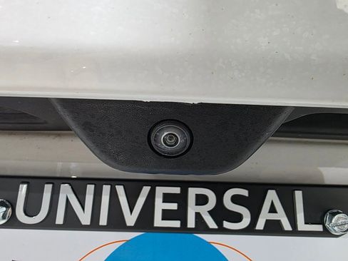 Used 2023 Jeep Grand Cherokee Limited image 27