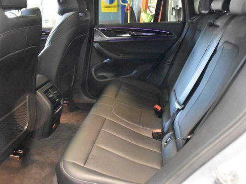 Used 2022 BMW X4 xDrive30i AWD/4WD image 32