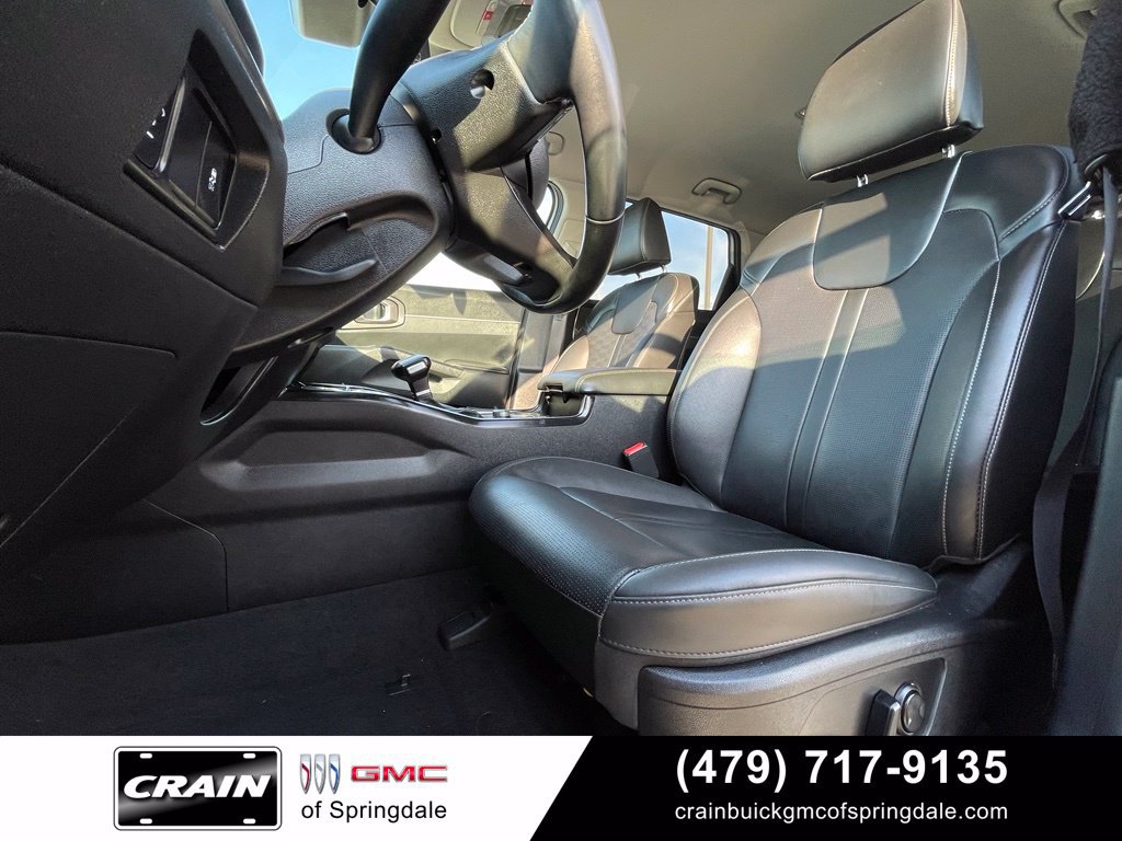 Used 2025 Kia Sorento S AWD/4WD image 23