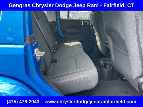 Certified 2025 Jeep Wrangler Unlimited Sahara AWD/4WD image 27