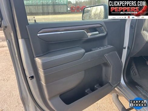 Used 2024 Chevrolet Silverado 1500 LT Trail Boss w/ Dark Appearance Package image 11