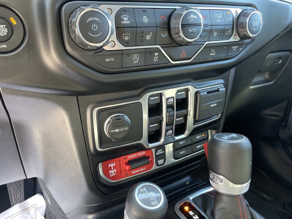 Used 2021 Jeep Wrangler Unlimited Rubicon AWD/4WD image 46