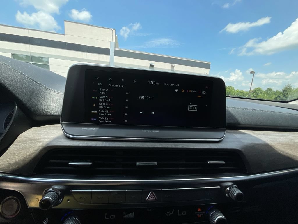 Certified 2022 Kia Telluride SX w/ SX Prestige Package AWD/4WD image 17