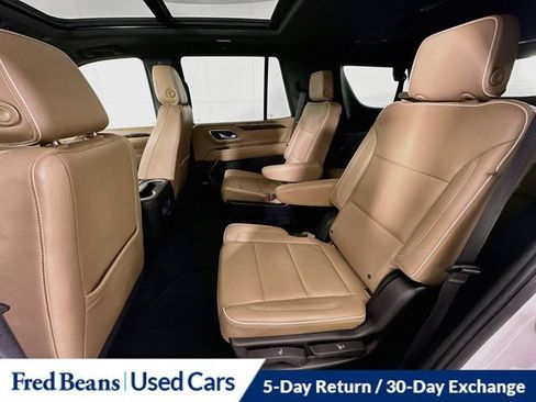 Used 2021 Chevrolet Tahoe Premier w/ Premium Package AWD/4WD image 33