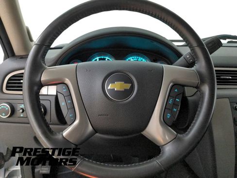 Used 2013 Chevrolet Silverado 2500 LTZ AWD/4WD image 16