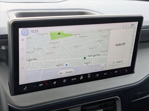 New 2025 Ford Maverick Lariat w/ Black Appearance Package image 13