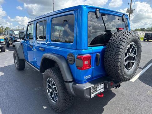 Certified 2025 Jeep Wrangler Rubicon w/ Convenience Group image 4