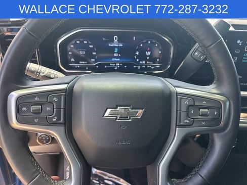 Used 2023 Chevrolet Silverado 1500 RST AWD/4WD image 18