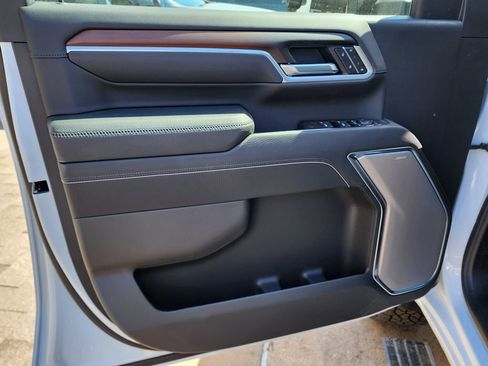 New 2026 GMC Sierra 2500 Denali image 14