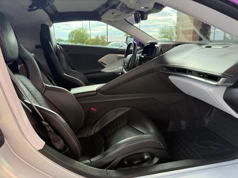 Used 2022 Chevrolet Corvette Stingray Premium Cpe w/ Z51 Performance Package RWD image 34