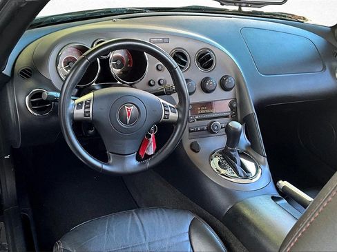 Used 2008 Pontiac Solstice GXP w/ Premium Package image 8