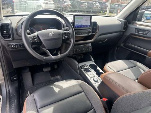 Used 2024 Ford Bronco Sport Outer Banks w/ Tech Package image 20