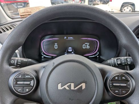Certified 2024 Kia Soul LX w/ Option Group 015 FWD image 31