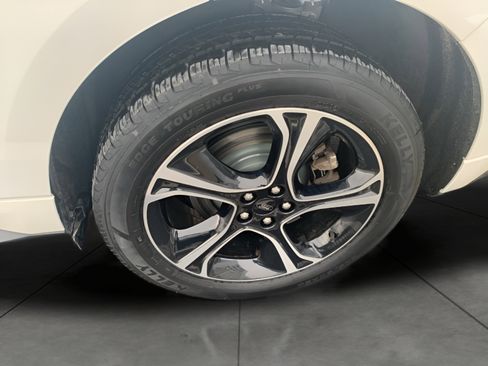 Used 2022 Ford Edge ST image 20