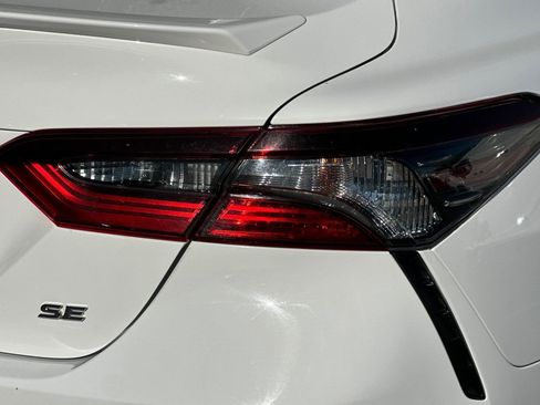 Used 2023 Toyota Camry SE FWD image 19