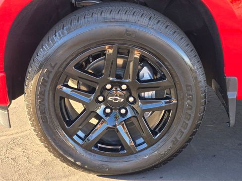 Used 2023 Chevrolet Silverado 1500 RST image 9