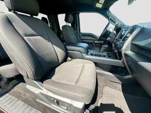 Used 2020 Ford F150 XLT w/ Equipment Group 302A Luxury AWD/4WD image 27