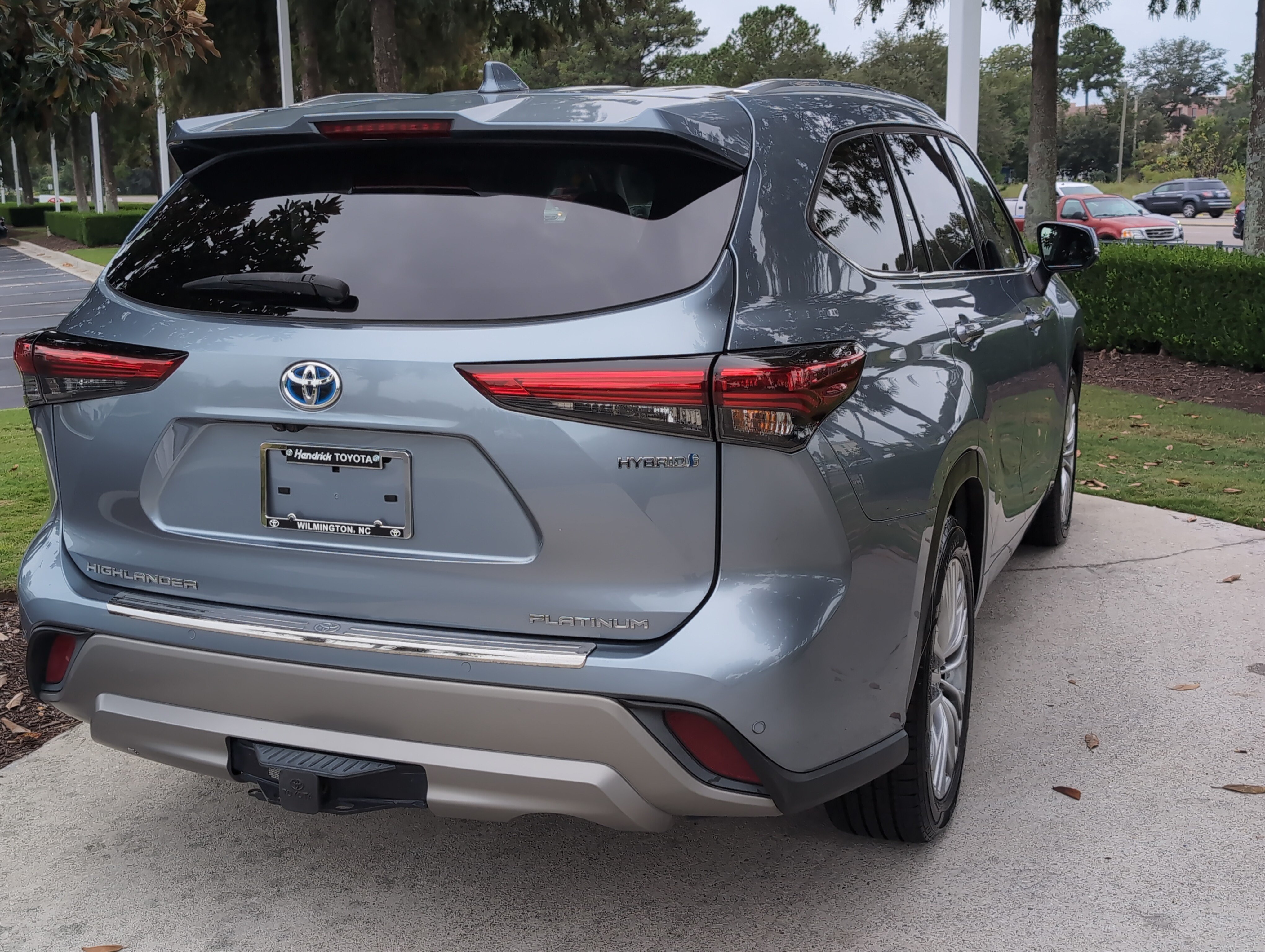 Used 2022 Toyota Highlander Platinum FWD image 10