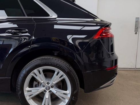 Used 2019 Audi Q8 Premium Plus w/ Premium Plus image 11