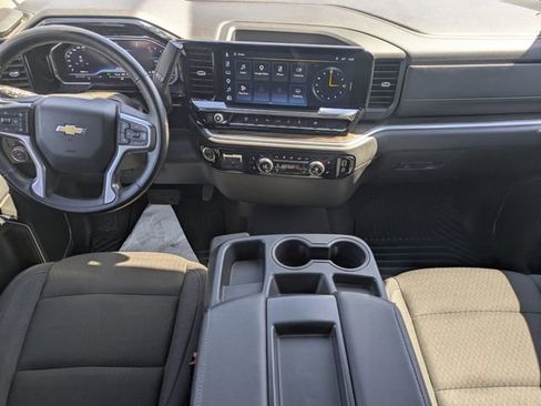 Used 2025 Chevrolet Silverado 2500 LT w/ Safety Package image 15