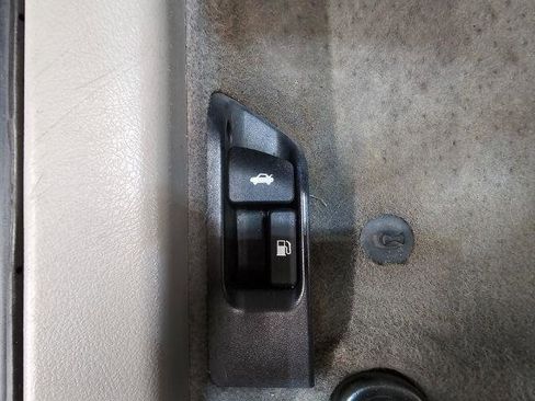 Used 2014 Toyota Camry XLE w/ Leather Package FWD image 28