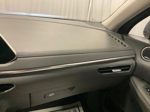 Used 2021 Hyundai Sonata Limited FWD image 29
