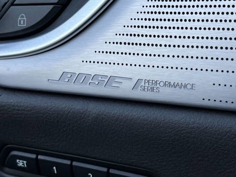 Used 2024 Cadillac XT6 Premium Luxury image 35