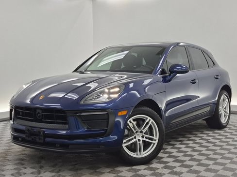 Used 2024 Porsche Macan w/ Premium Plus Package AWD/4WD image 1