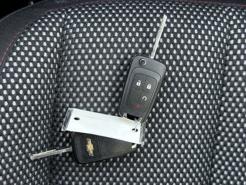 Used 2016 Chevrolet Equinox LT w/ Convenience Package image 30