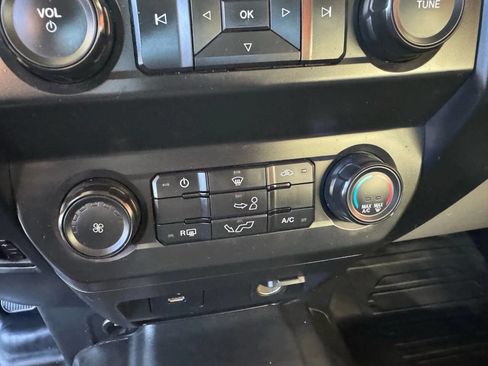 Used 2020 Ford F150 XL w/ XL Power Equipment Group image 18