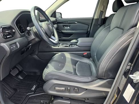 Used 2024 Honda Pilot EX-L image 11