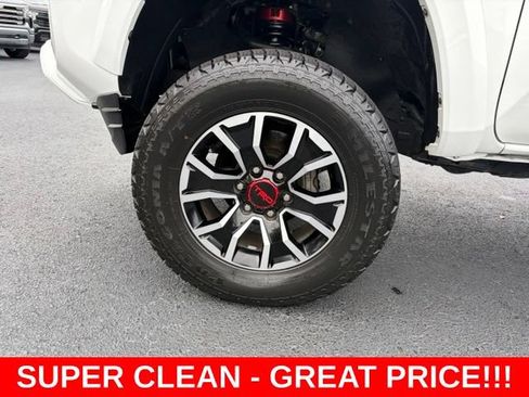 Used 2021 Toyota Tacoma TRD Sport RWD image 9