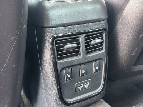 Used 2015 Chrysler 300 S w/ 300S Premium Group RWD image 26