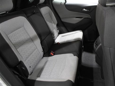 Certified 2022 Chevrolet Equinox LS w/ LS Convenience Package image 16