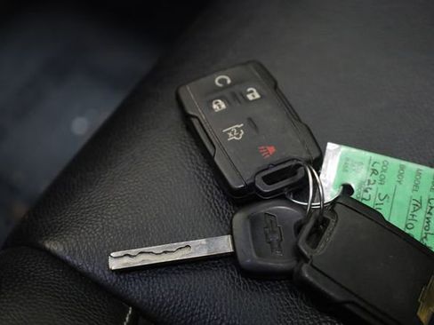 Used 2020 Chevrolet Tahoe LT image 37