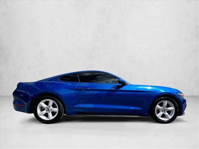 Used 2017 Ford Mustang Coupe RWD image 5