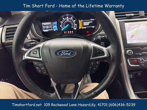 Used 2019 Ford Fusion SEL image 14