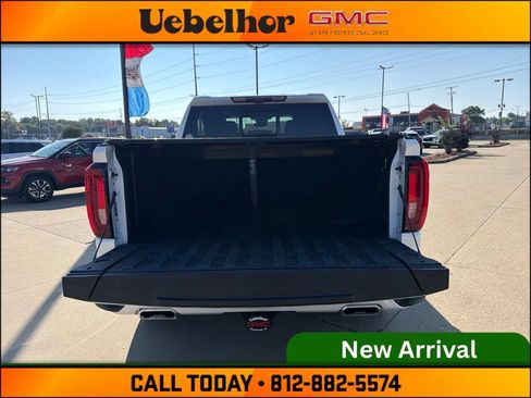 Used 2023 GMC Sierra 1500 Denali w/ Denali Reserve Package AWD/4WD image 10