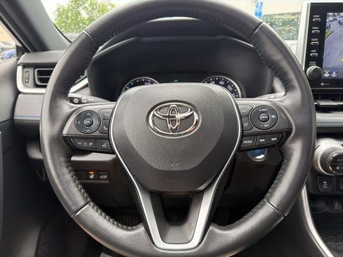 Used 2022 Toyota RAV4 SE w/ Convenience Package AWD/4WD image 34