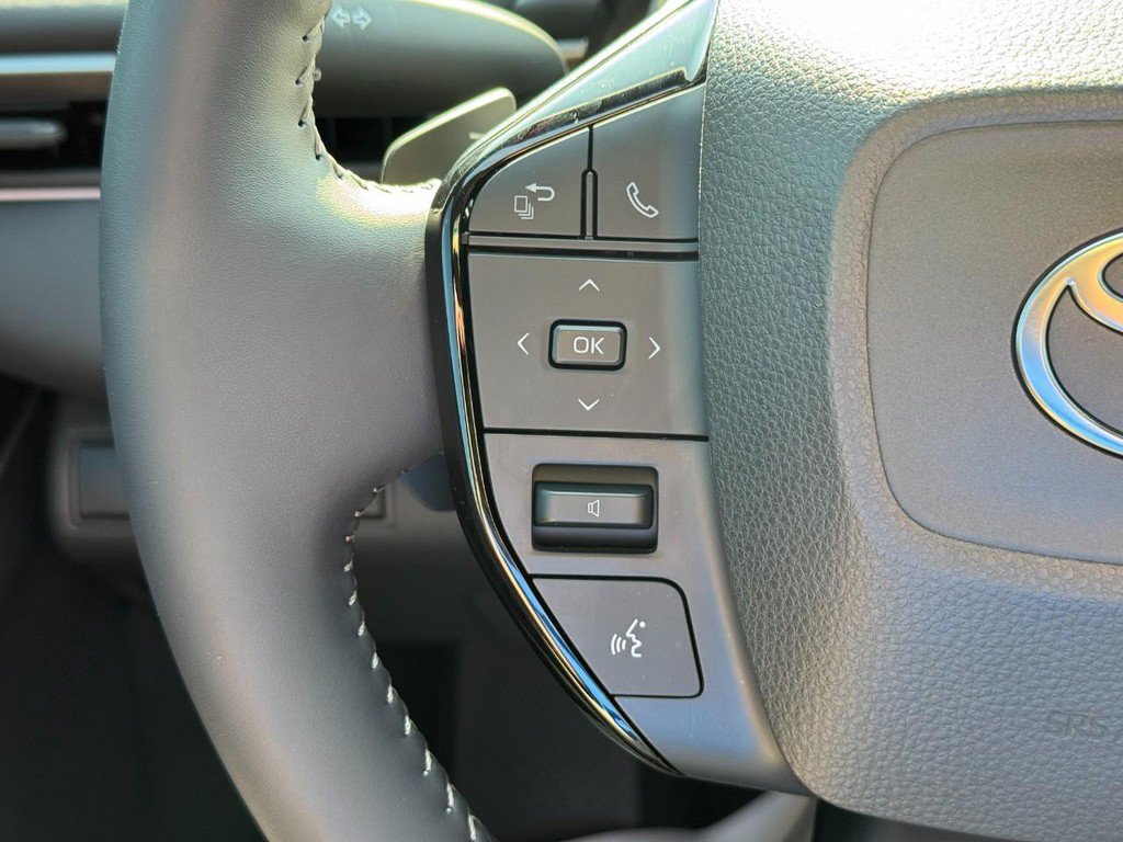 Used 2026 Toyota bZ FWD image 21