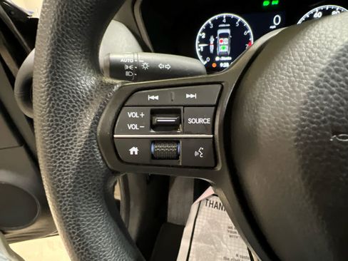 Certified 2024 Honda HR-V LX image 20