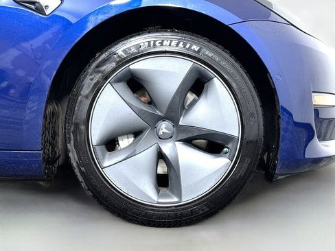 Used 2018 Tesla Model 3 Long Range image 43