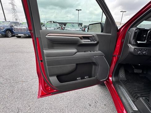 Used 2025 Chevrolet Silverado 1500 RST w/ LPO, Dark Essentials Package AWD/4WD image 24
