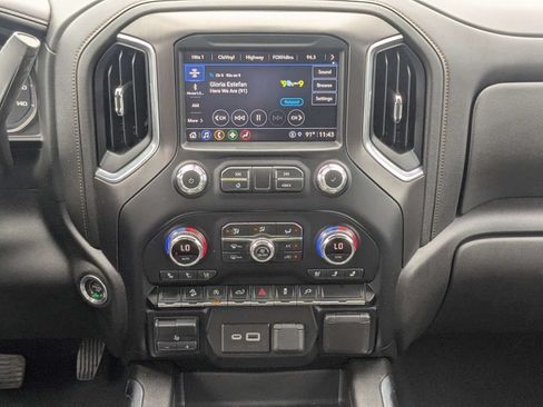 Used 2021 GMC Sierra 1500 AT4 AWD/4WD image 18