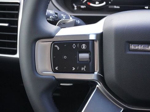 New 2026 Land Rover Discovery S AWD/4WD image 12