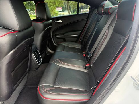 Used 2022 Dodge Charger Scat Pack RWD image 38